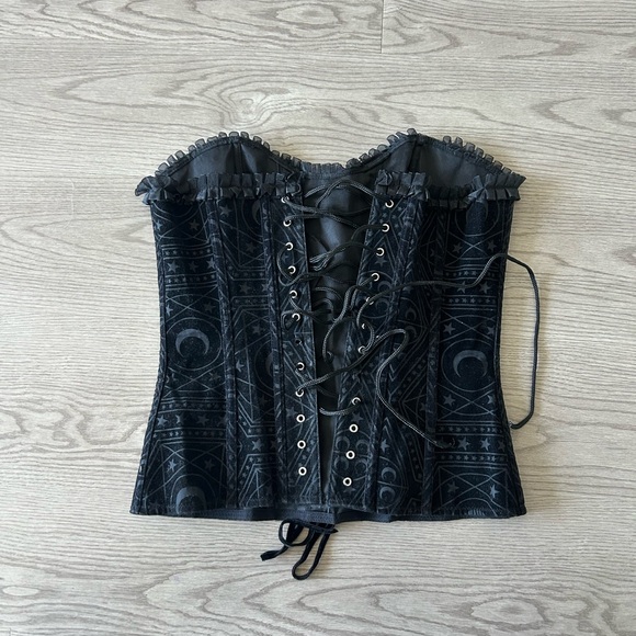 Goth Solar Corset w/ Lace Detail - Picture 4 of 5